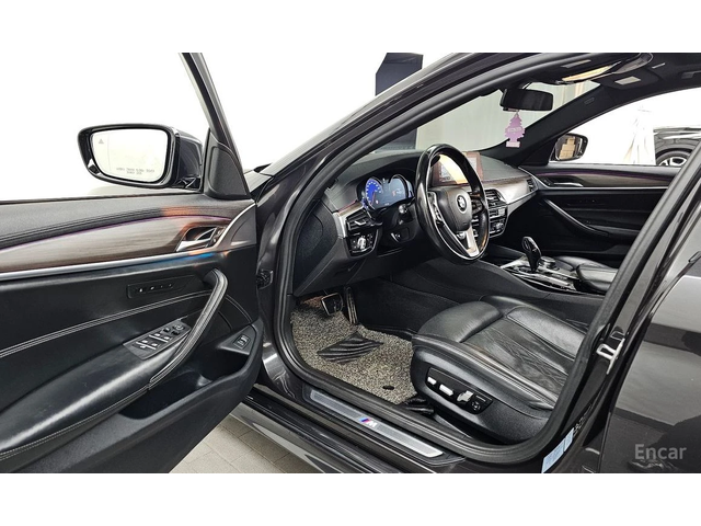 BMW 530 i XDRIVE* MPACK* HEAD-UP* AMBIENT* 360 CAM* ОБДУХ - автомобили, коли, обяви за нови и употребявани 7