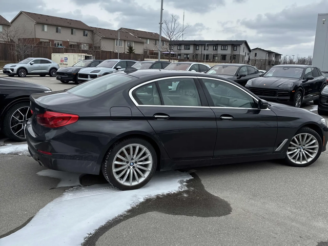 BMW 530 XDRIVE* ХЕДЪП* ПОДГРЕВ* КАМЕРА* КЕЙЛЕС* - автомобили, коли, обяви за нови и употребявани 1