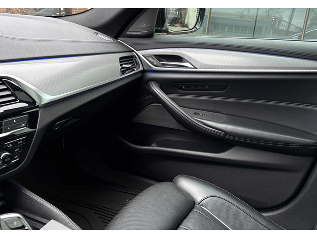 BMW 530 XDRive - 360| SUNROOF| CAMERA| HEATED SEATS| MASAG - автомобили, коли, обяви за нови и употребявани 10