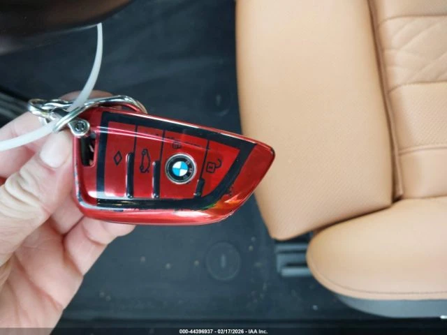 BMW 530 XDRIVE* MPACKAGE* Keyless* Premium audio* PANO* Me - автомобили, коли, обяви за нови и употребявани 14