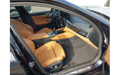 BMW 530 XDRIVE* MPACKAGE* Keyless* Premium audio* PANO* Me - автомобили, коли, обяви за нови и употребявани 9