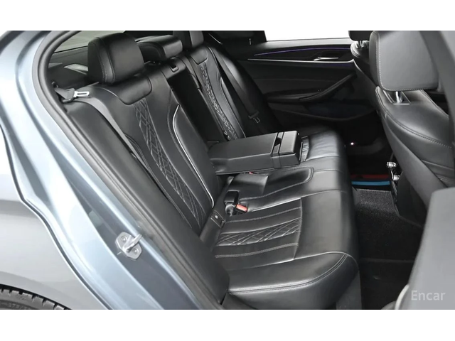 BMW 530 xDrive* M-Sport Plus* HEAD-UP* 360 CAM* ГЕНЕРАЦИЯ* - автомобили, коли, обяви за нови и употребявани 13