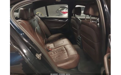 BMW 530 MPACK* ОБДУХ* HEADUPМАСАЖ* AMBIENT - автомобили, коли, обяви за нови и употребявани 9