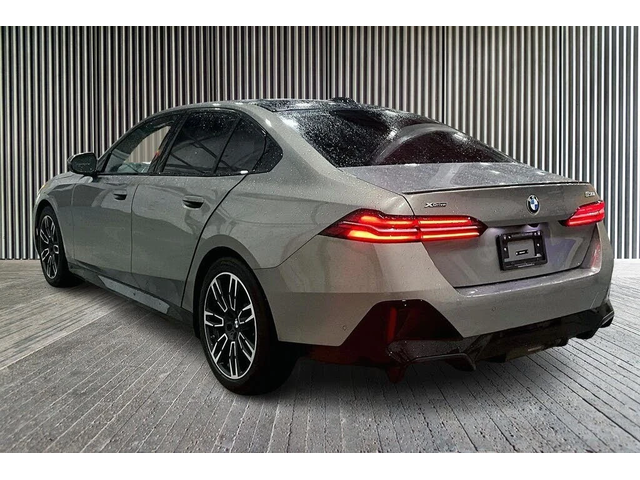 BMW 530 xDrive* AвтоКредит * (ЦЕНА ДО БГ) - автомобили, коли, обяви за нови и употребявани 3