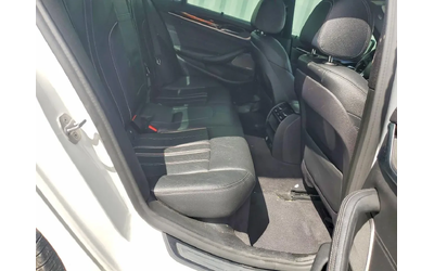 BMW 530 - автомобили, коли, обяви за нови и употребявани 9