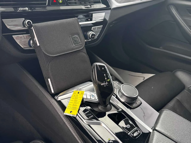 BMW 530 XDRIVE * ПОДГРЕВИ* ОБДУХВАНЕ* ПАНОРАМА* HEAD UP* - автомобили, коли, обяви за нови и употребявани 11