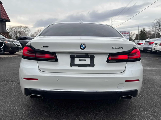 BMW 530 XDRIVE * ПОДГРЕВИ* ОБДУХВАНЕ* ПАНОРАМА* HEAD UP* - автомобили, коли, обяви за нови и употребявани 4