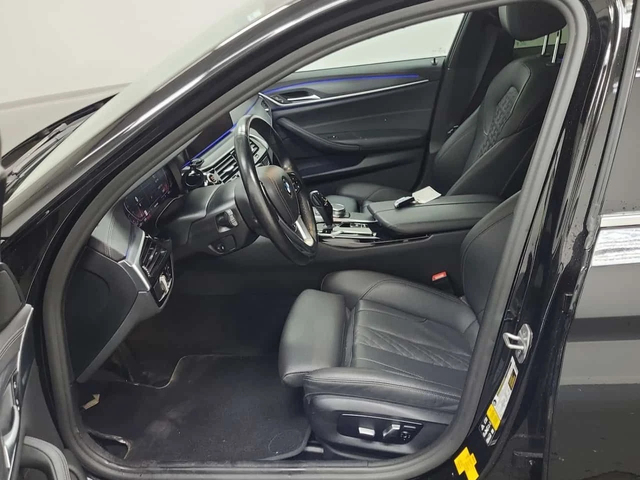 BMW 530 | 530I XDRIVE | AMBIENT | PANO | КОЖА - автомобили, коли, обяви за нови и употребявани 7