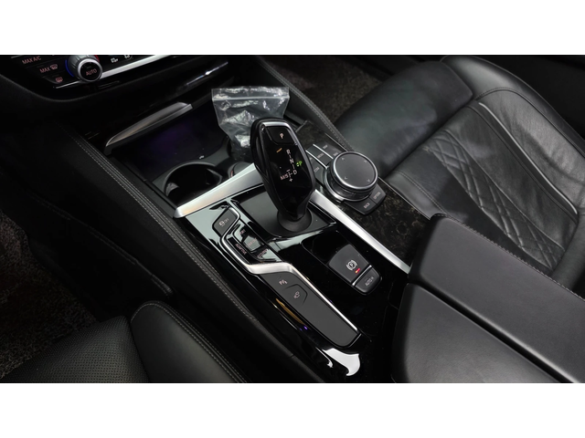 BMW 530 * 360 * HUD * ОБДУХВАНЕ * АВТОКРЕДИТ - автомобили, коли, обяви за нови и употребявани 6