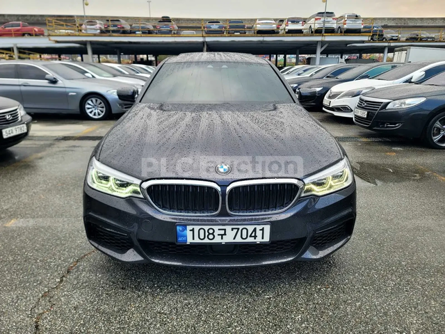 BMW 530 * B&W * ДИСТРОНИК * ХЕД ЪП * DIGITAL - автомобили, коли, обяви за нови и употребявани 0