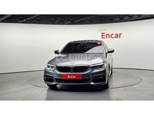 BMW 530 i* M sport* HeadUp* Digital Key* Keyless* АВТОКРЕД - автомобили, коли, обяви за нови и употребявани 0