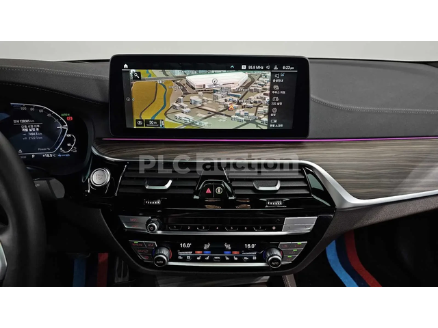 BMW 530 E* Night Vision* 360* HeadUp* Keyless* АВТОКРЕДИТ - автомобили, коли, обяви за нови и употребявани 12