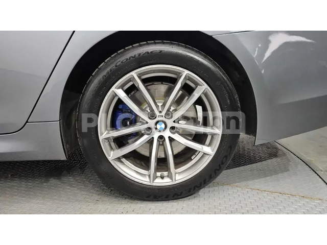 BMW 530 I* M sport* 360* HeadUp* Keyless* АВТОКРЕДИТ - автомобили, коли, обяви за нови и употребявани 4