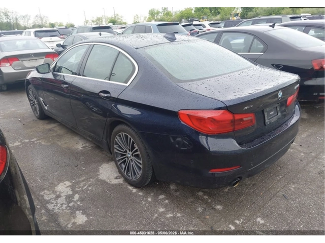 BMW 530 АВТОКРЕДИТ* HEAD UP* КАФЯВА КОЖА* ПОДГРЕВ* 360* - автомобили, коли, обяви за нови и употребявани 2