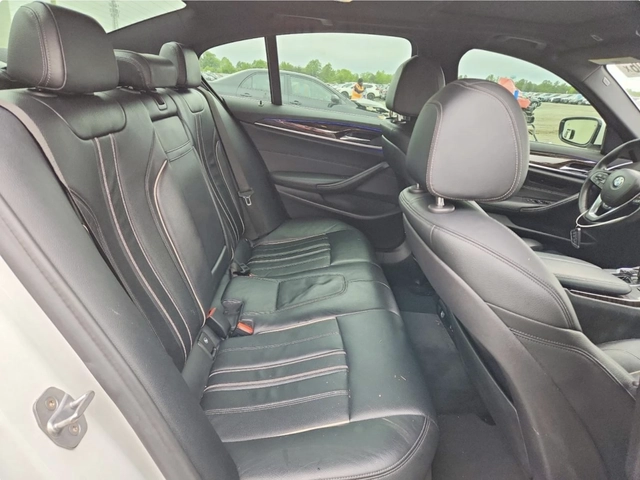 BMW 530 АВТОКРЕДИТ - автомобили, коли, обяви за нови и употребявани 9