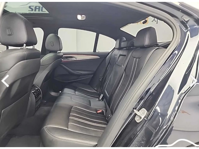 BMW 530 M-PK* 8ZF* HEAD-UP* AMBIENT* PANO* КРАЙНА ЦЕНА - автомобили, коли, обяви за нови и употребявани 13