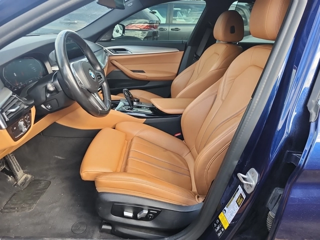 BMW 530 i xDrive/M-Pack/Digital/H&K/Pano - автомобили, коли, обяви за нови и употребявани 6