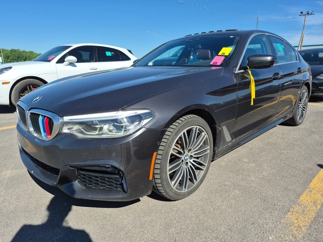 BMW 530 M ПАКЕТ * ОБДУХВАНЕ * HEAD UP * CARFAX * - автомобили, коли, обяви за нови и употребявани 0