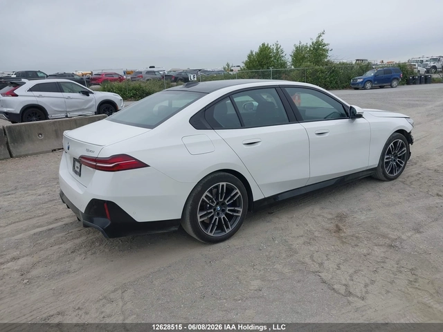 BMW 530 XI - автомобили, коли, обяви за нови и употребявани 3