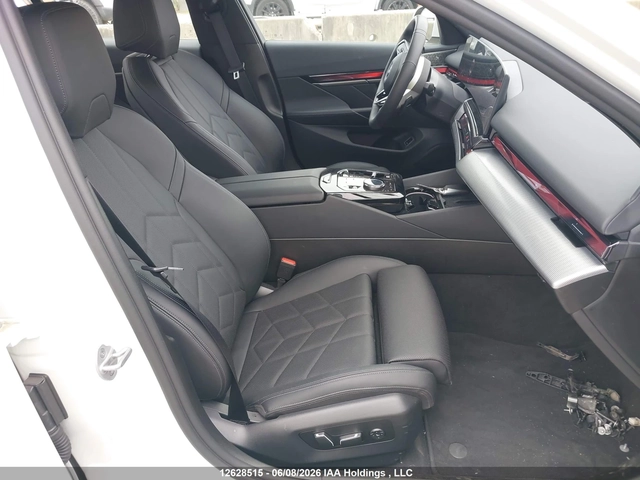 BMW 530 XI - автомобили, коли, обяви за нови и употребявани 4