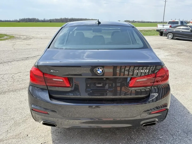 BMW 530 - автомобили, коли, обяви за нови и употребявани 3
