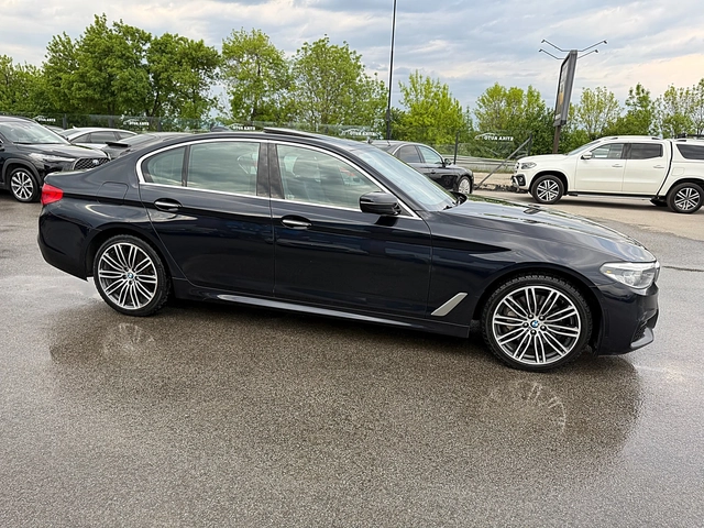 BMW 530 M PAKET-4x4-HARMAN KARDON-KAMERA-ПОДГРЯВАНЕ-FULL - автомобили, коли, обяви за нови и употребявани 1