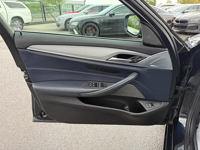 BMW 530 M PAKET-4x4-HARMAN KARDON-KAMERA-ПОДГРЯВАНЕ-FULL - автомобили, коли, обяви за нови и употребявани 6
