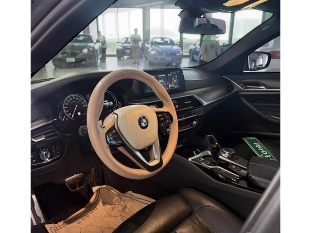 BMW 530 M* PANO* ОБДУХ* HUD* 360* Крайна цена* - автомобили, коли, обяви за нови и употребявани 10