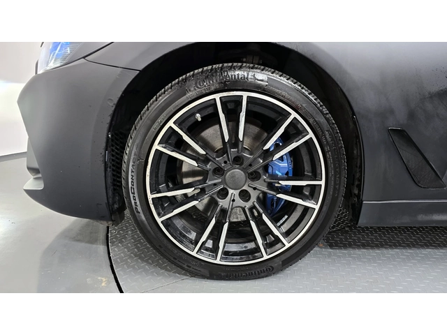 BMW 530 LCI RETROFIT* ОБДУХ* HEAD-UP* H&K* 360* DIS* КРАЙН - автомобили, коли, обяви за нови и употребявани 4