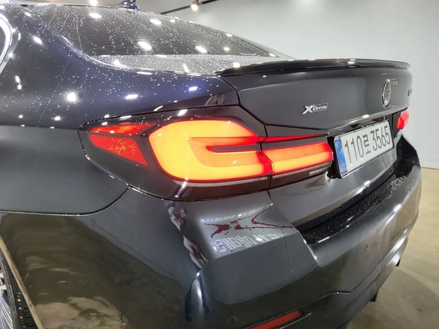 BMW 530 LCI PK* LASER* DIS* ОБДУХ* M-BRAKES* 360* HUD - автомобили, коли, обяви за нови и употребявани 7