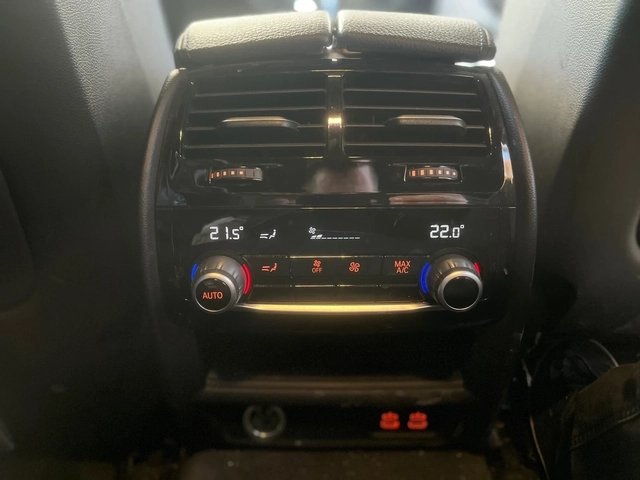 BMW 530 M-PK* 8ZF* DIS* BLK OPTIC* CARPLAY* M-BRAKES* AMBI - автомобили, коли, обяви за нови и употребявани 9