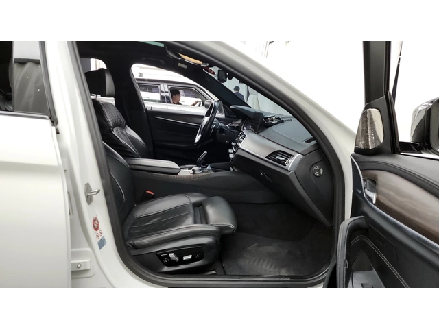 BMW 530 FULL LCI KIT* M-PK* DIS* ОБДУХ* 360* HEAD-UP* КРАЙ - автомобили, коли, обяви за нови и употребявани 14