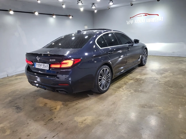 BMW 530 LCI PK* LASER* DIS* ОБДУХ* M-BRAKES* 360* HUD - автомобили, коли, обяви за нови и употребявани 4