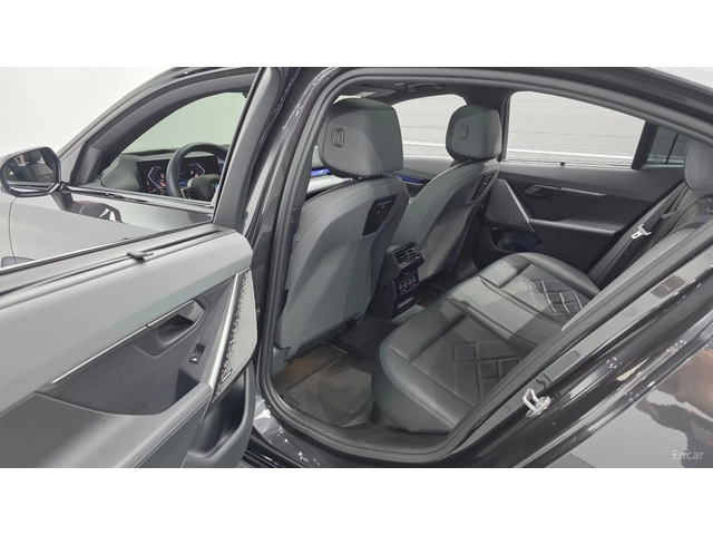 BMW 530 XDRIVE* MSPORT* DISTRONIC* ОБДУХВАНЕ* 360* HUD* - автомобили, коли, обяви за нови и употребявани 11