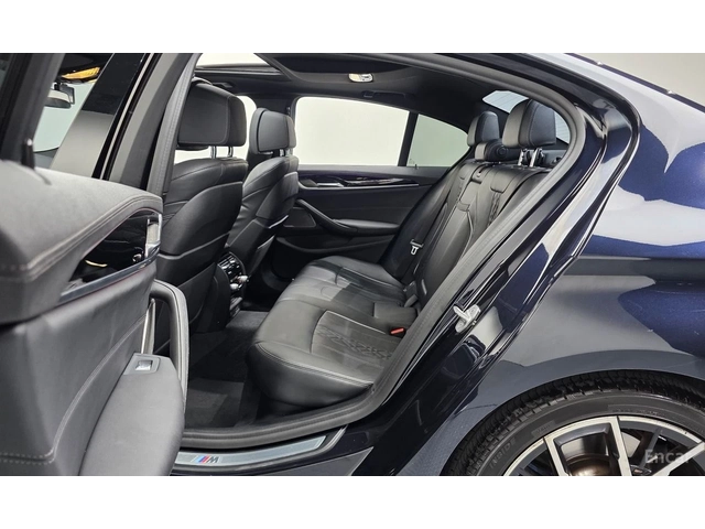 BMW 530 i M SPORT* HARMAN KARDON* DISTRONIC* HEAD-UP* - автомобили, коли, обяви за нови и употребявани 14