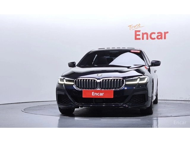 BMW 530 i M SPORT* HARMAN KARDON* DISTRONIC* HEAD-UP* - автомобили, коли, обяви за нови и употребявани 1