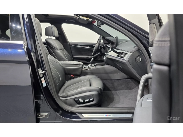 BMW 530 i M SPORT* HARMAN KARDON* DISTRONIC* HEAD-UP* - автомобили, коли, обяви за нови и употребявани 6