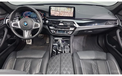 BMW 530 i M SPORT* HARMAN KARDON* DISTRONIC* HEAD-UP* - автомобили, коли, обяви за нови и употребявани 7