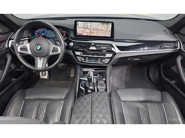 BMW 530 i M SPORT* HARMAN KARDON* DISTRONIC* HEAD-UP* - автомобили, коли, обяви за нови и употребявани 7