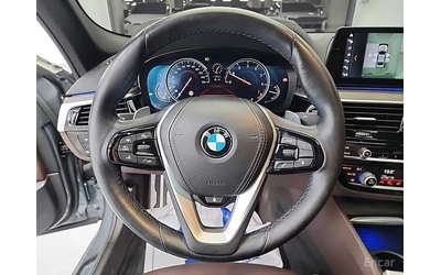 BMW 530 i M SPORT* DISTRONIC* ХЕДЪП* 360* ОБДУХВАНЕ* PANO* - автомобили, коли, обяви за нови и употребявани 6