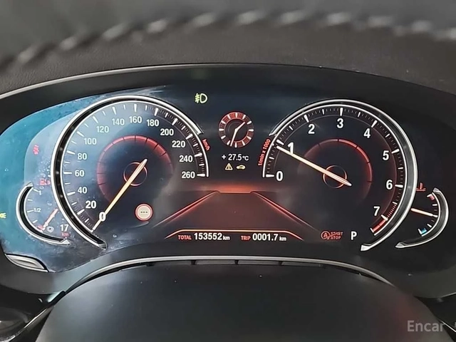 BMW 530 i M SPORT* DISTRONIC* ХЕДЪП* 360* ОБДУХВАНЕ* PANO* - автомобили, коли, обяви за нови и употребявани 7