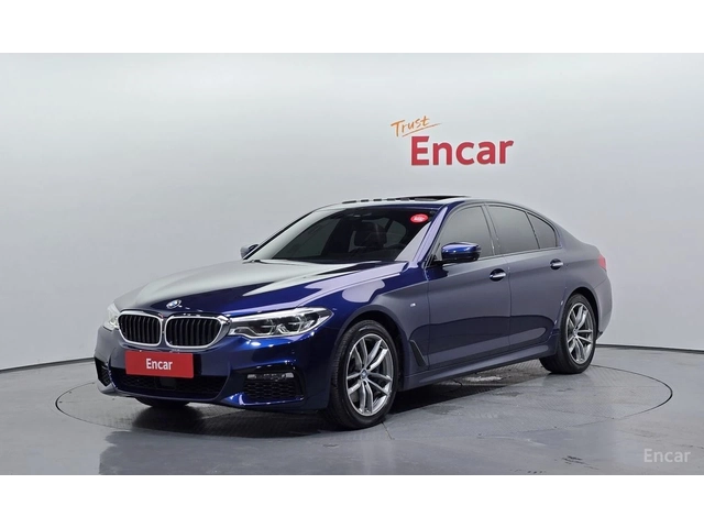 BMW 530 i xDrive M SPORT* DISTRONIC* 360* ХЕДЪП* ОБДУХВАНЕ - автомобили, коли, обяви за нови и употребявани 0