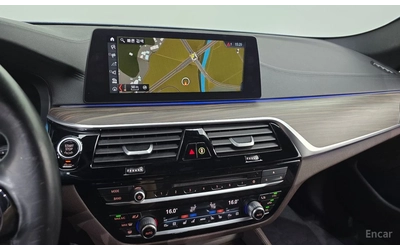 BMW 530 i xDrive M SPORT* DISTRONIC* 360* ХЕДЪП* ОБДУХВАНЕ - автомобили, коли, обяви за нови и употребявани 10