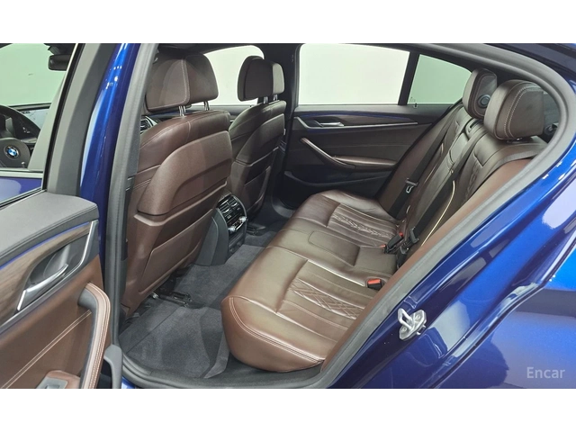 BMW 530 i xDrive M SPORT* DISTRONIC* 360* ХЕДЪП* ОБДУХВАНЕ - автомобили, коли, обяви за нови и употребявани 13