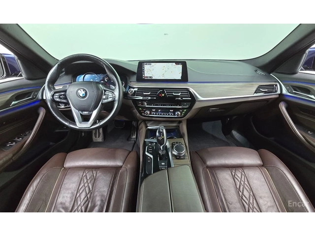 BMW 530 i xDrive M SPORT* DISTRONIC* 360* ХЕДЪП* ОБДУХВАНЕ - автомобили, коли, обяви за нови и употребявани 6