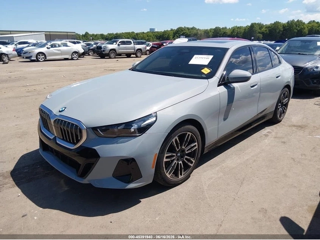 BMW 530 XDRIVE* MPACK* 360* KEYLESS* AMBIENT* - автомобили, коли, обяви за нови и употребявани 2