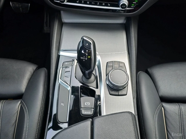 BMW 530 XDRIVE* M SPORT* КОЖА* ОБДУХВ* ПАНО* MEMORY* HUD - автомобили, коли, обяви за нови и употребявани 11