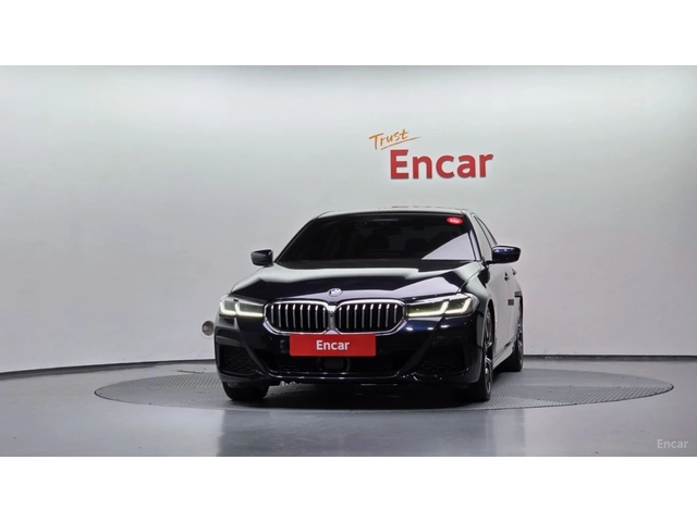 BMW 530 Xi* M-SPORT* ПОДГРЕВ* ОБДУХВАНЕ* 360* ШИБИДАХ* HUD - автомобили, коли, обяви за нови и употребявани 2