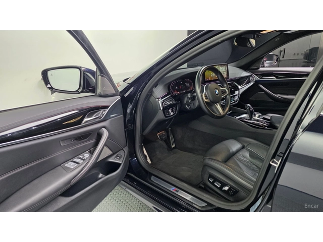 BMW 530 Xi* M-SPORT* ПОДГРЕВ* ОБДУХВАНЕ* 360* ШИБИДАХ* HUD - автомобили, коли, обяви за нови и употребявани 9