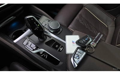 BMW 530 Xi* M-SPORT* ПОДГРЕВ* ОБДУХВАНЕ* ШИБИДАХ* 360* HUD - автомобили, коли, обяви за нови и употребявани 8